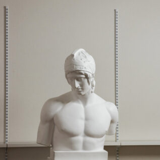 己斐本校　光の調整ができる照明環境